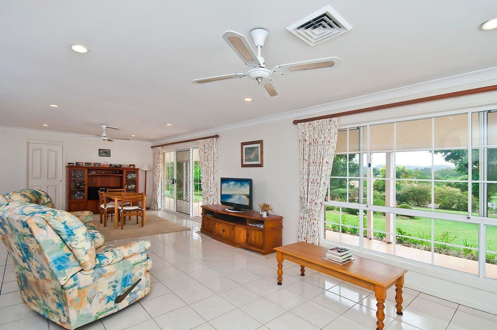 47 Valley Drive Crn of Jamberoo Court, TALLEBUDGERA QLD 4228, Tallebudgera - Thumbnail 2