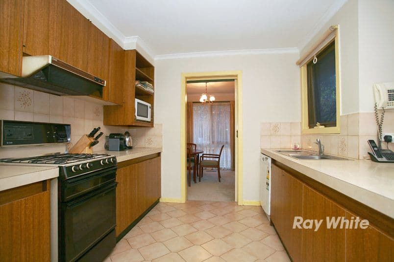 53 Merryn Grove, WANTIRNA SOUTH VIC 3152, Wantirna South - Thumbnail 6