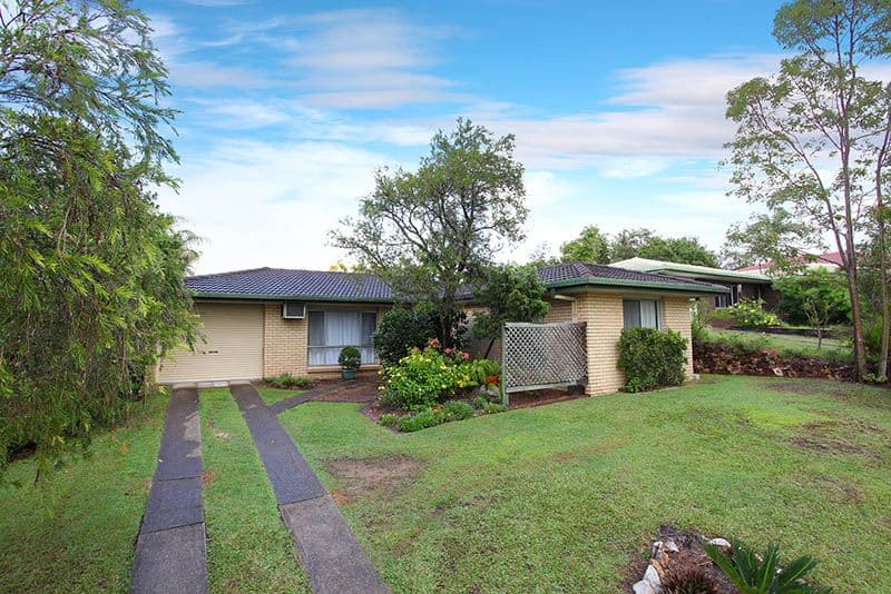 32 Horizon Drive, JAMBOREE HEIGHTS QLD 4074, Jamboree Heights - Thumbnail 2