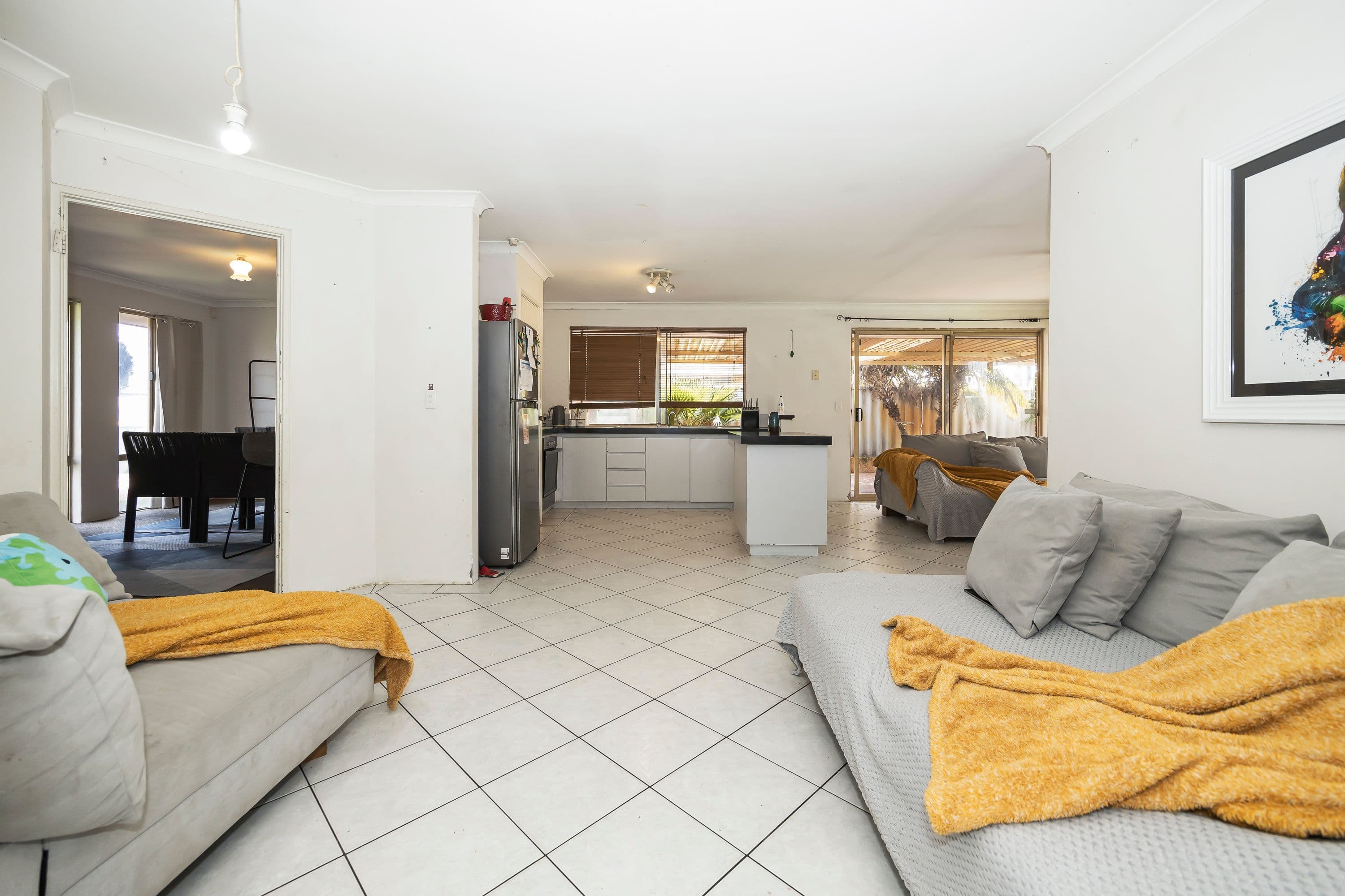 8 Weebo Place, Ballajura WA 6066, Ballajura - Thumbnail 5