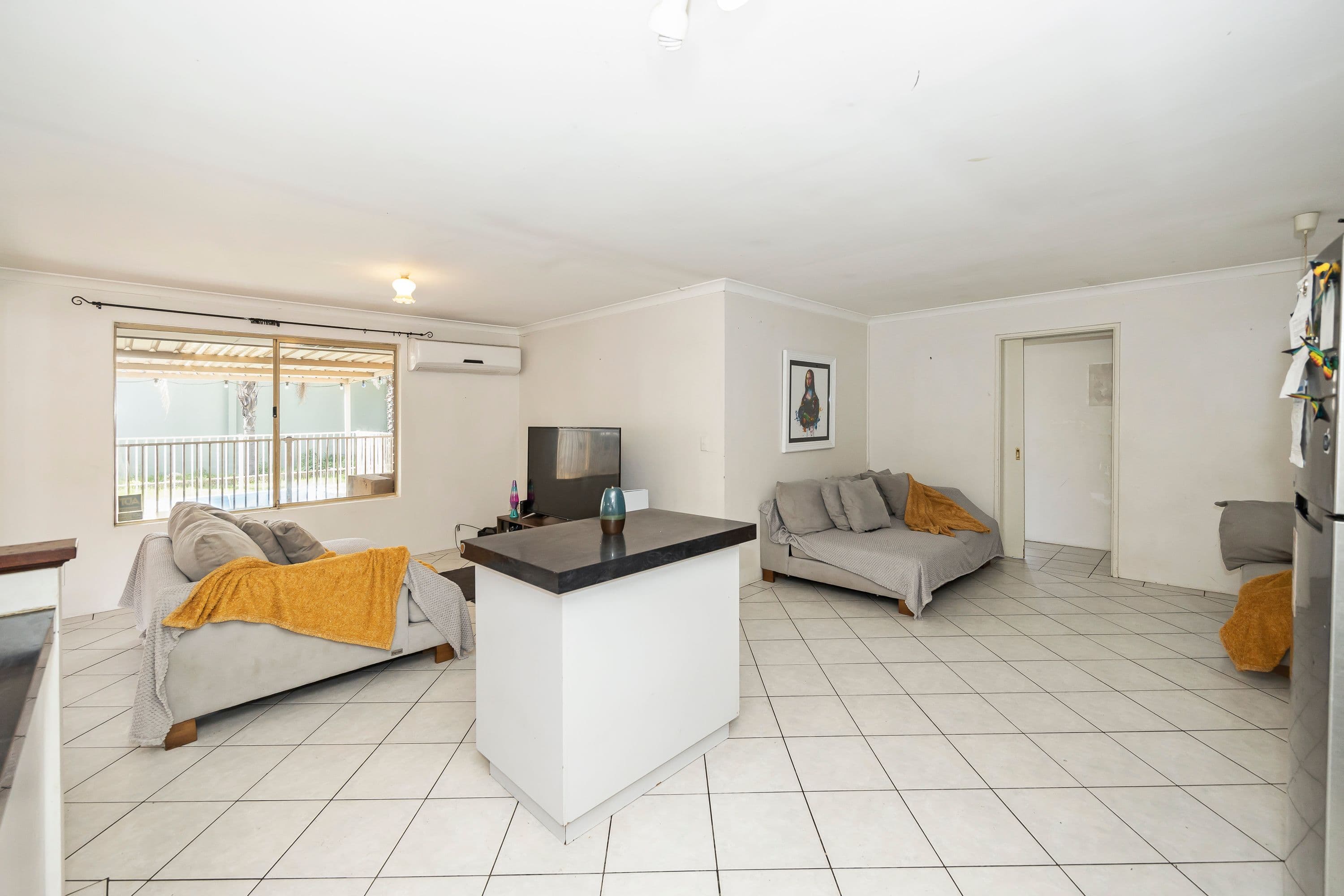 8 Weebo Place, Ballajura WA 6066, Ballajura - Thumbnail 7