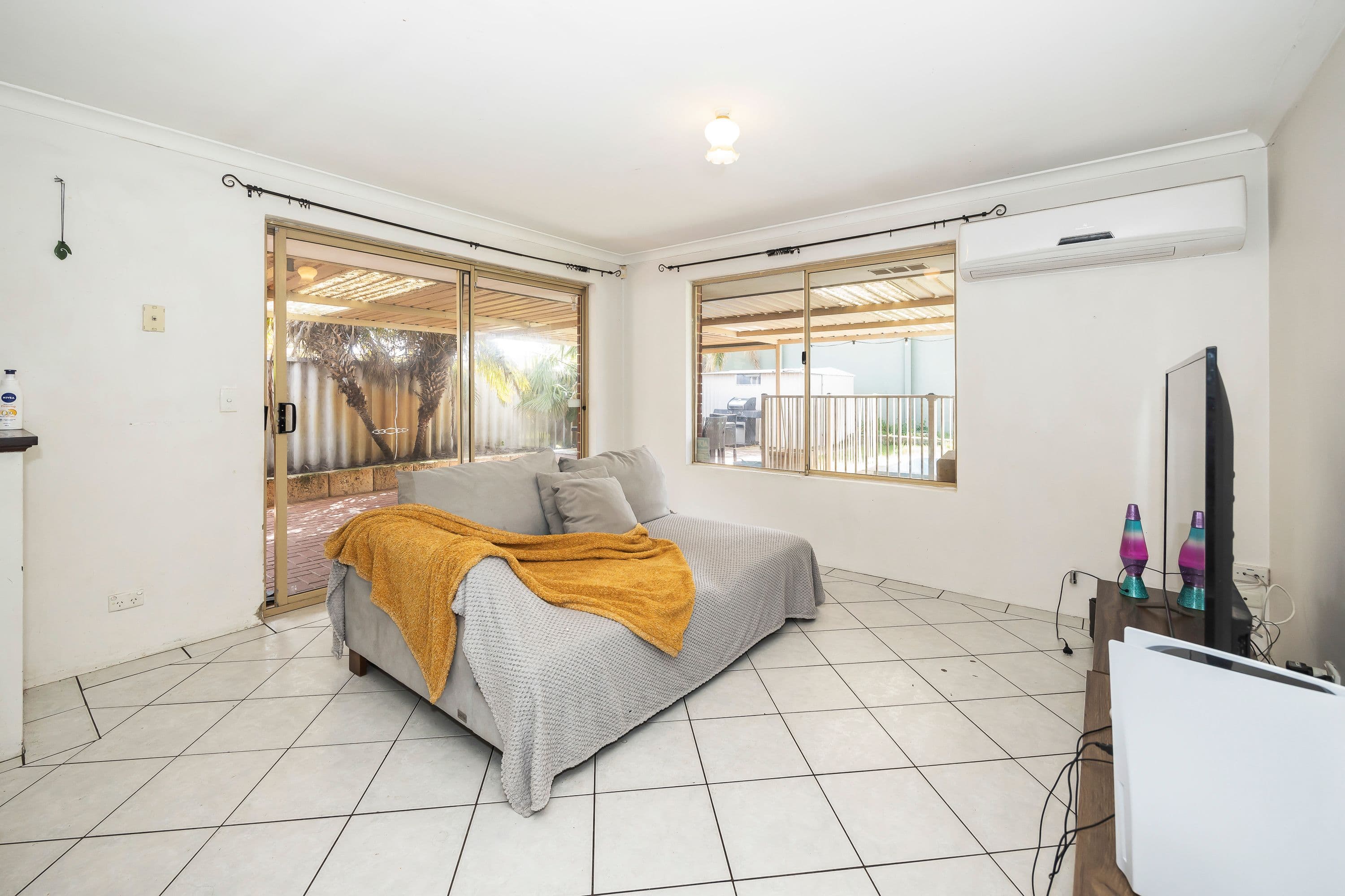 8 Weebo Place, Ballajura WA 6066, Ballajura - Thumbnail 8