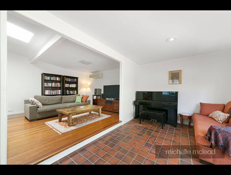 10 Trenton Street, Kenmore QLD 4069, Kenmore - Thumbnail 5