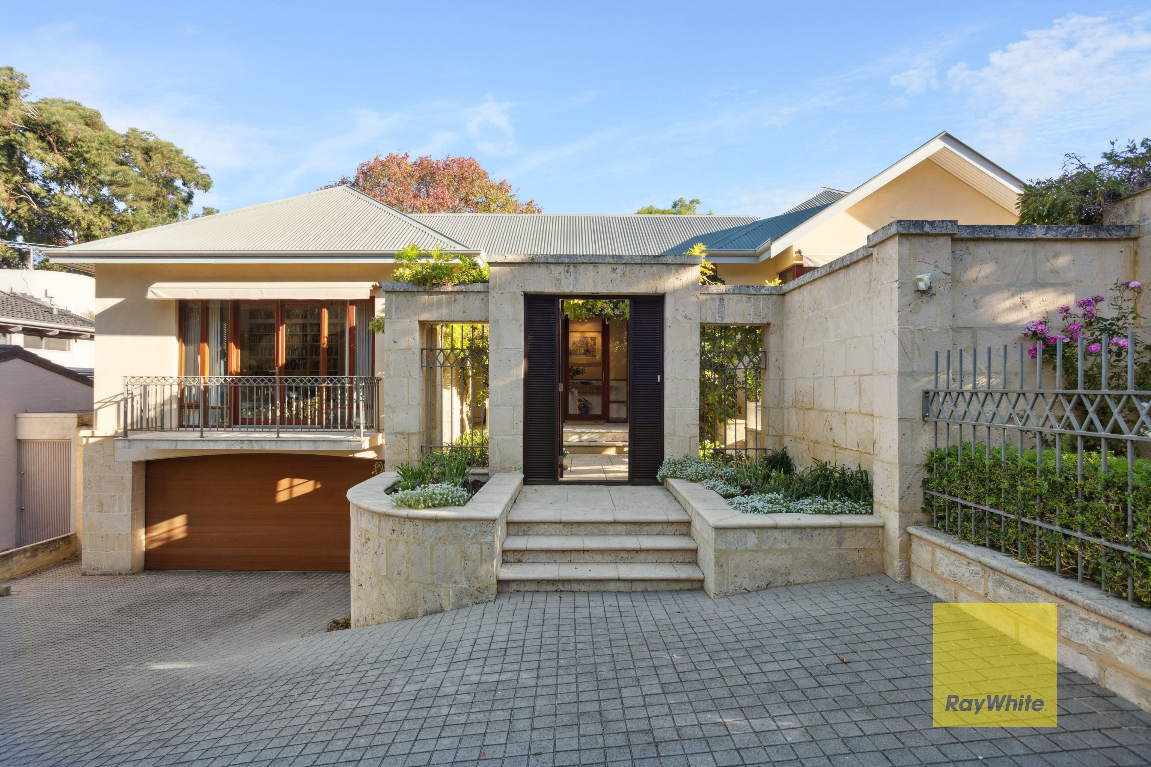 63 Glengariff Drive, Floreat WA 6014, Floreat - Thumbnail 2