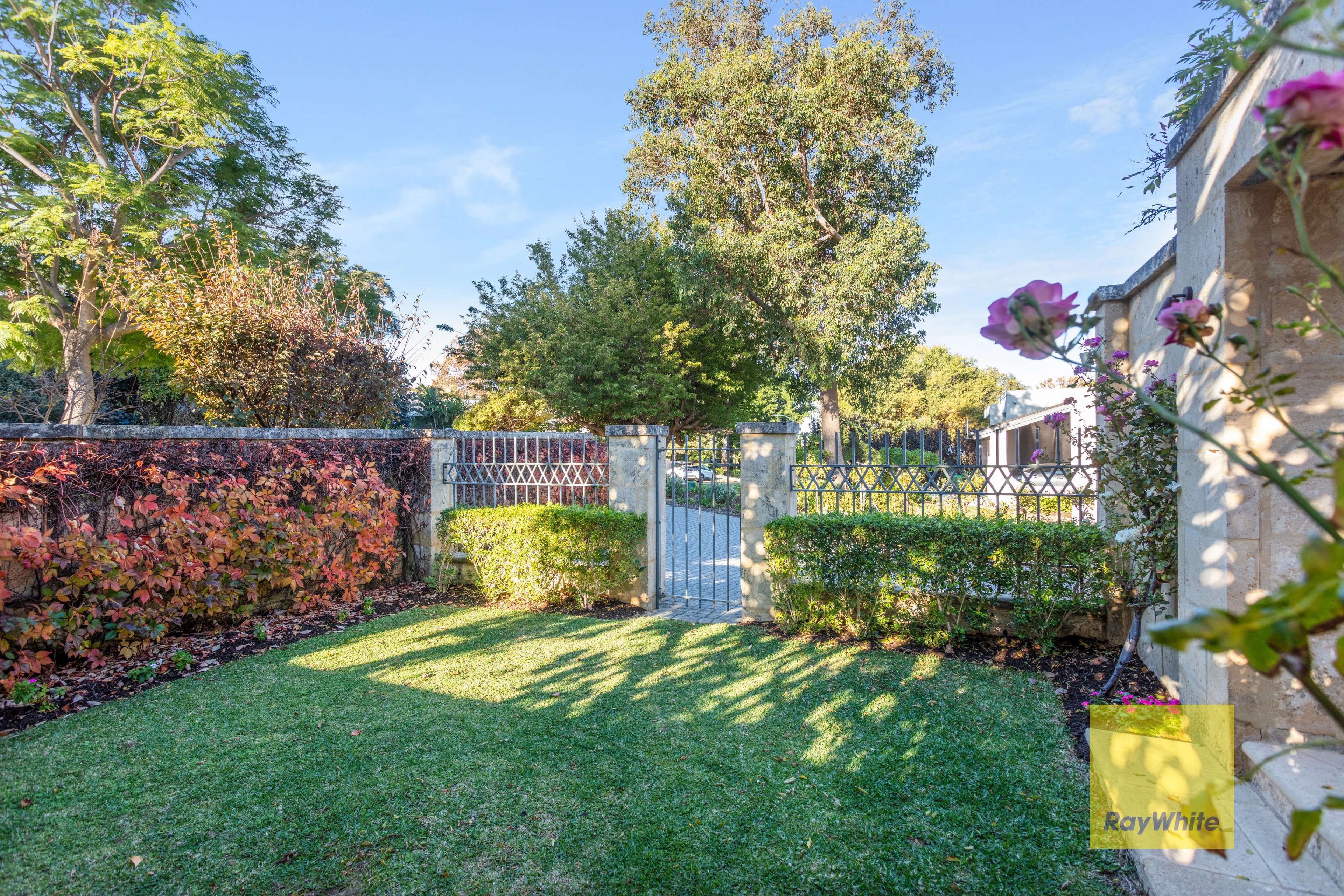63 Glengariff Drive, Floreat WA 6014, Floreat - Thumbnail 5