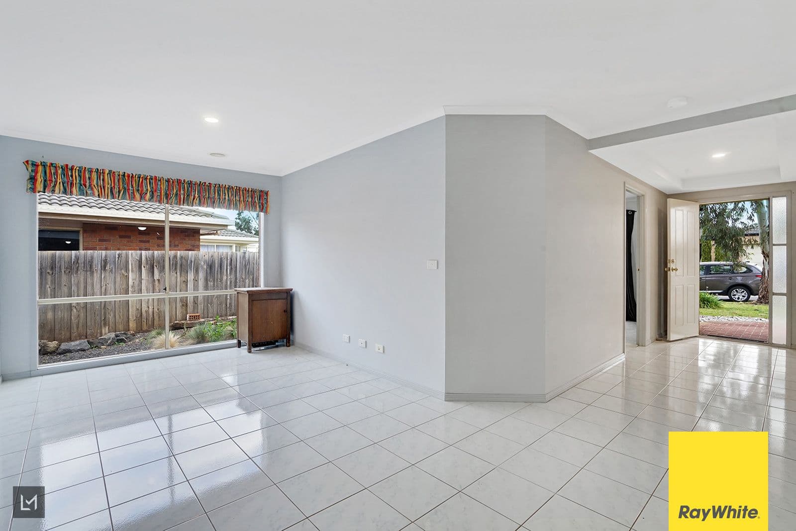 4 Oakwood Crescent, Hoppers Crossing VIC 3029, Hoppers Crossing - Thumbnail 5