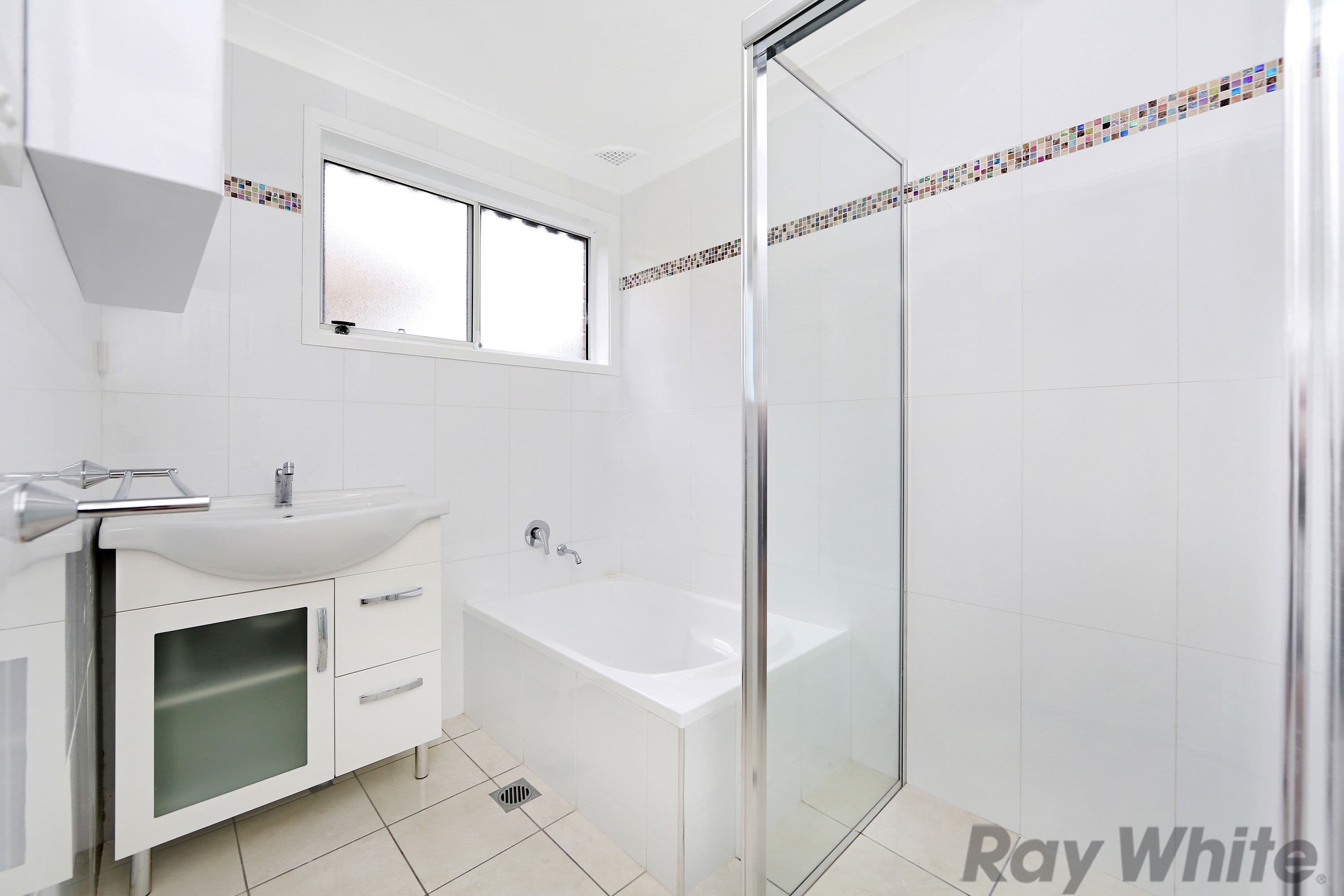36 Robson Avenue, Gorokan - Thumbnail 7