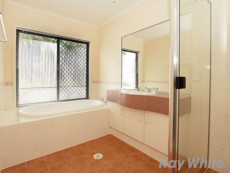 8 Red Gum Close, BRIDGEMAN DOWNS QLD 4035, Bridgeman Downs - Thumbnail 7