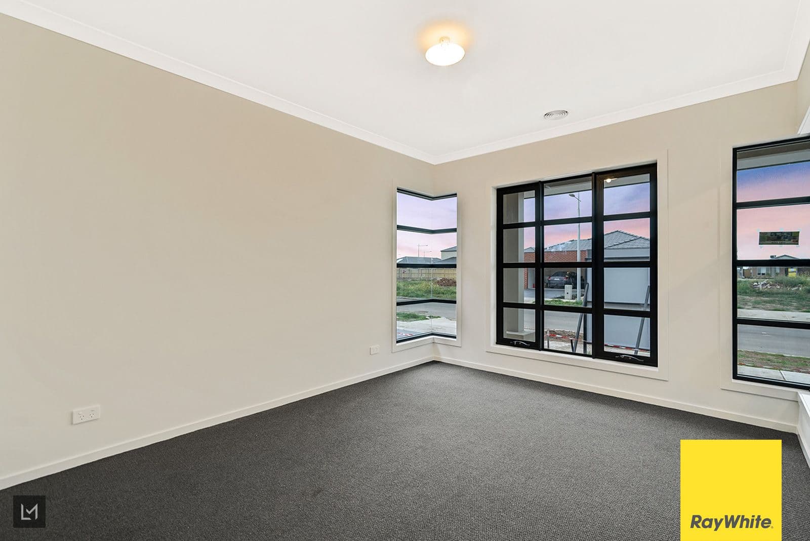 5 Riches Street, Tarneit VIC 3029, Tarneit - Thumbnail 2