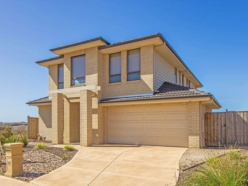 77 Beachview Parade, Sanctuary Lakes VIC 3030, Sanctuary Lakes - Thumbnail 2