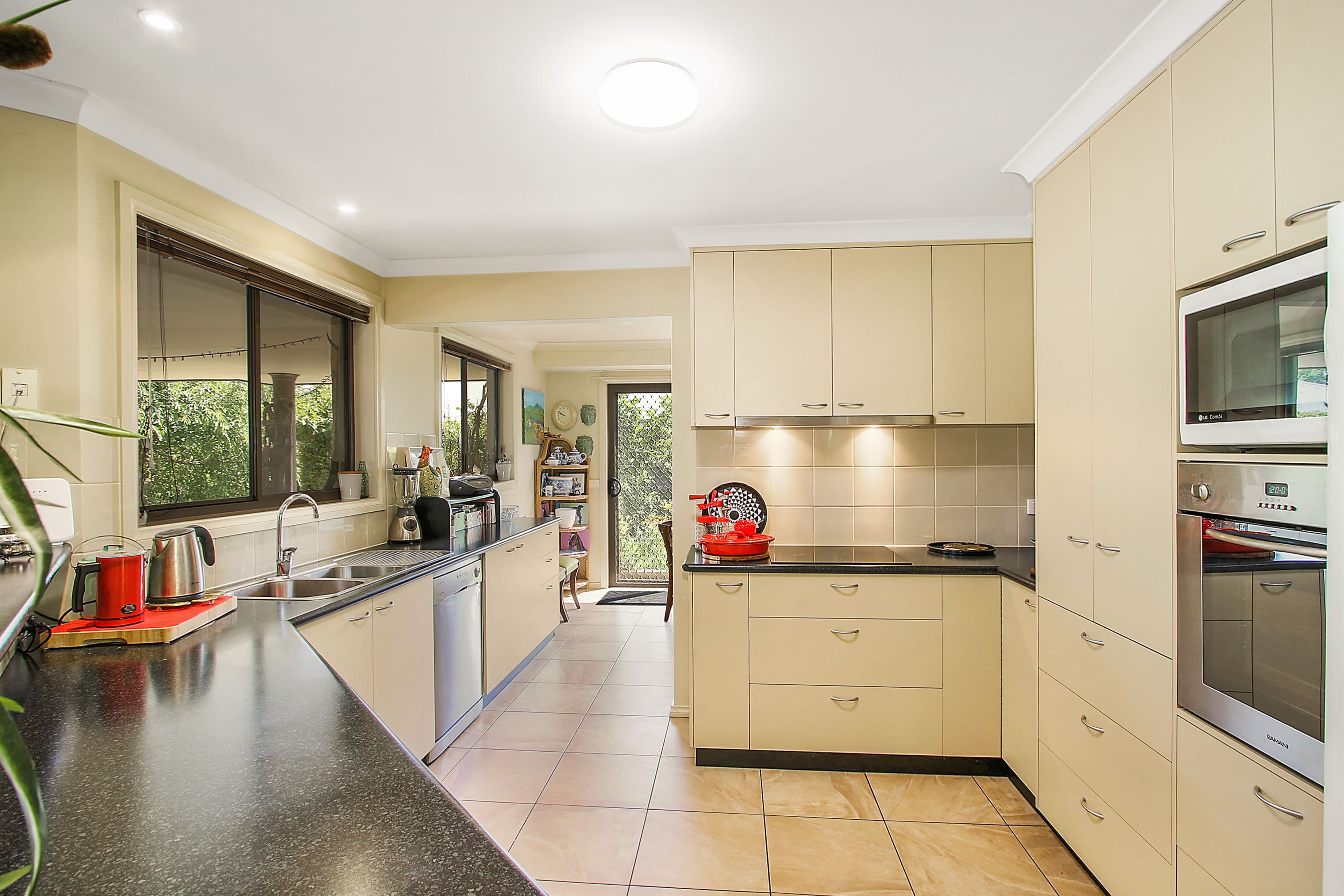 5 Hall Court, Howlong - Thumbnail 2