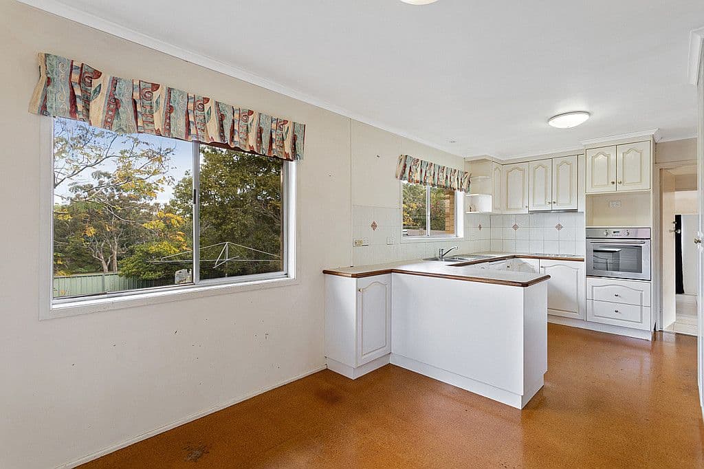 34 Mott Crescent, Rockville QLD 4350, Rockville - Thumbnail 3