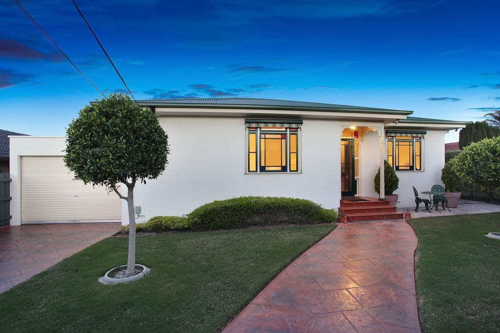 20 Legon Road, OAKLEIGH SOUTH VIC 3167, Oakleigh South - Thumbnail 2