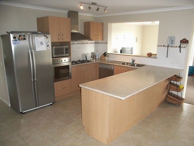 5 Parkes Court, ECHUCA VIC 3564, Echuca - Thumbnail 2