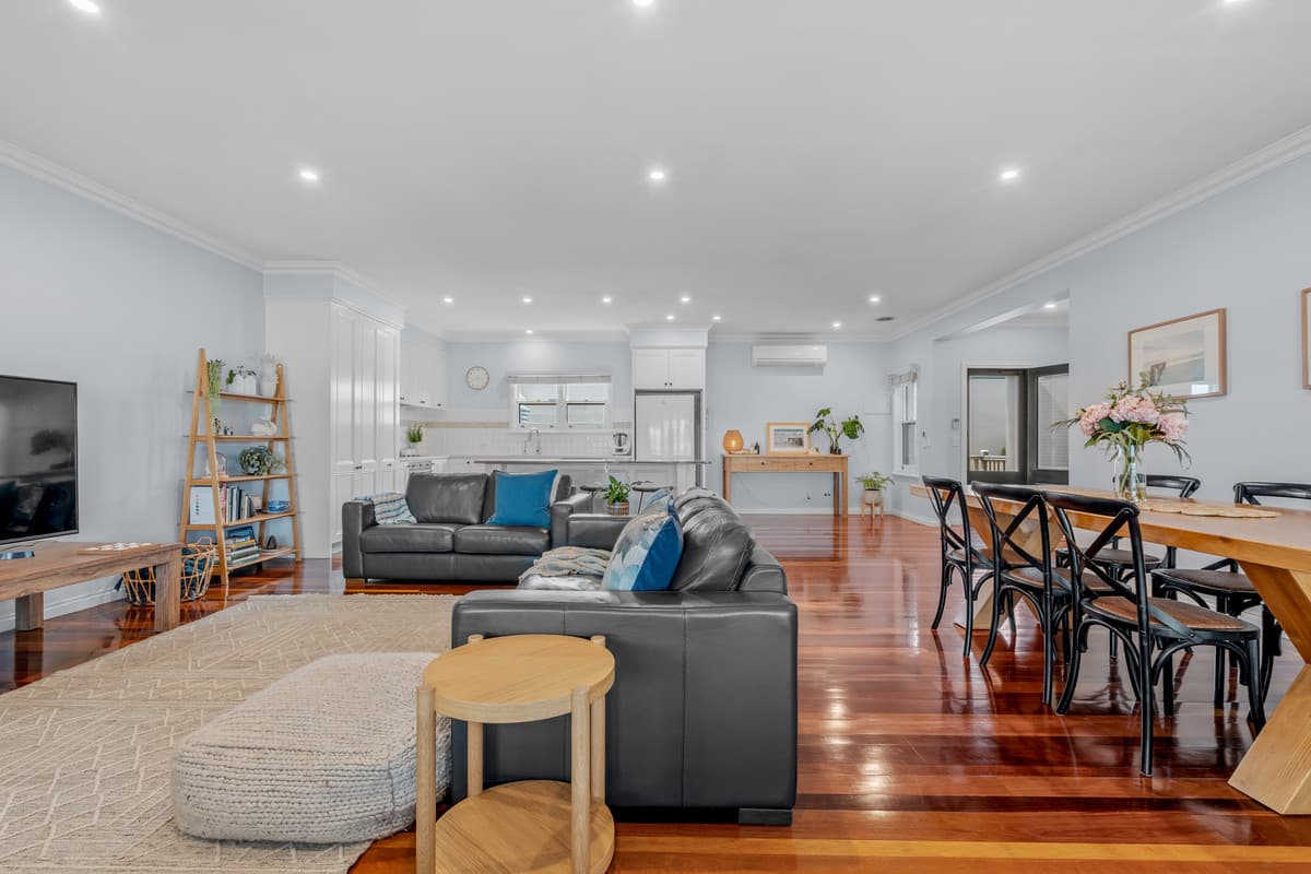 1 / 22 Bank Street, Port Fairy VIC 3284, Port Fairy - Thumbnail 3