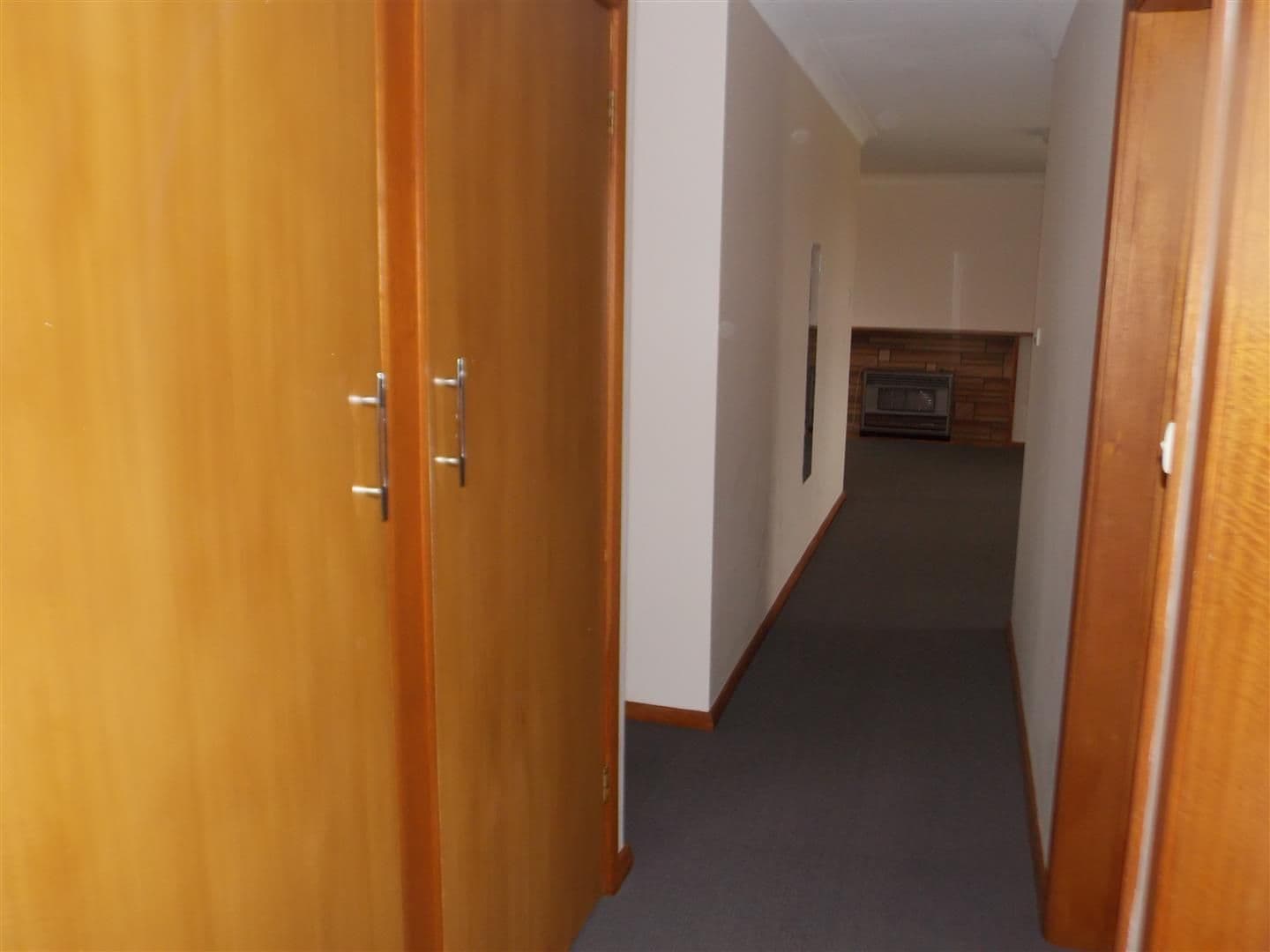 16 Downes Crescent, Parkes - Thumbnail 8