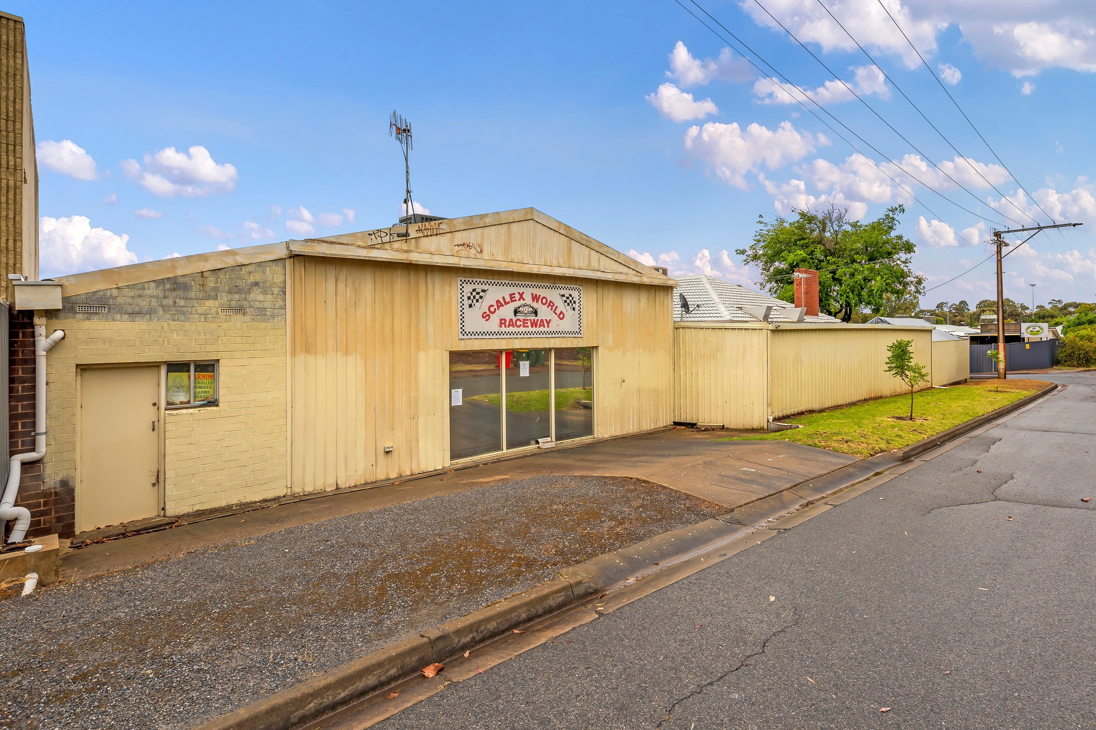 29 Jennifer Avenue, Ridgehaven SA 5097, Ridgehaven - Thumbnail 2