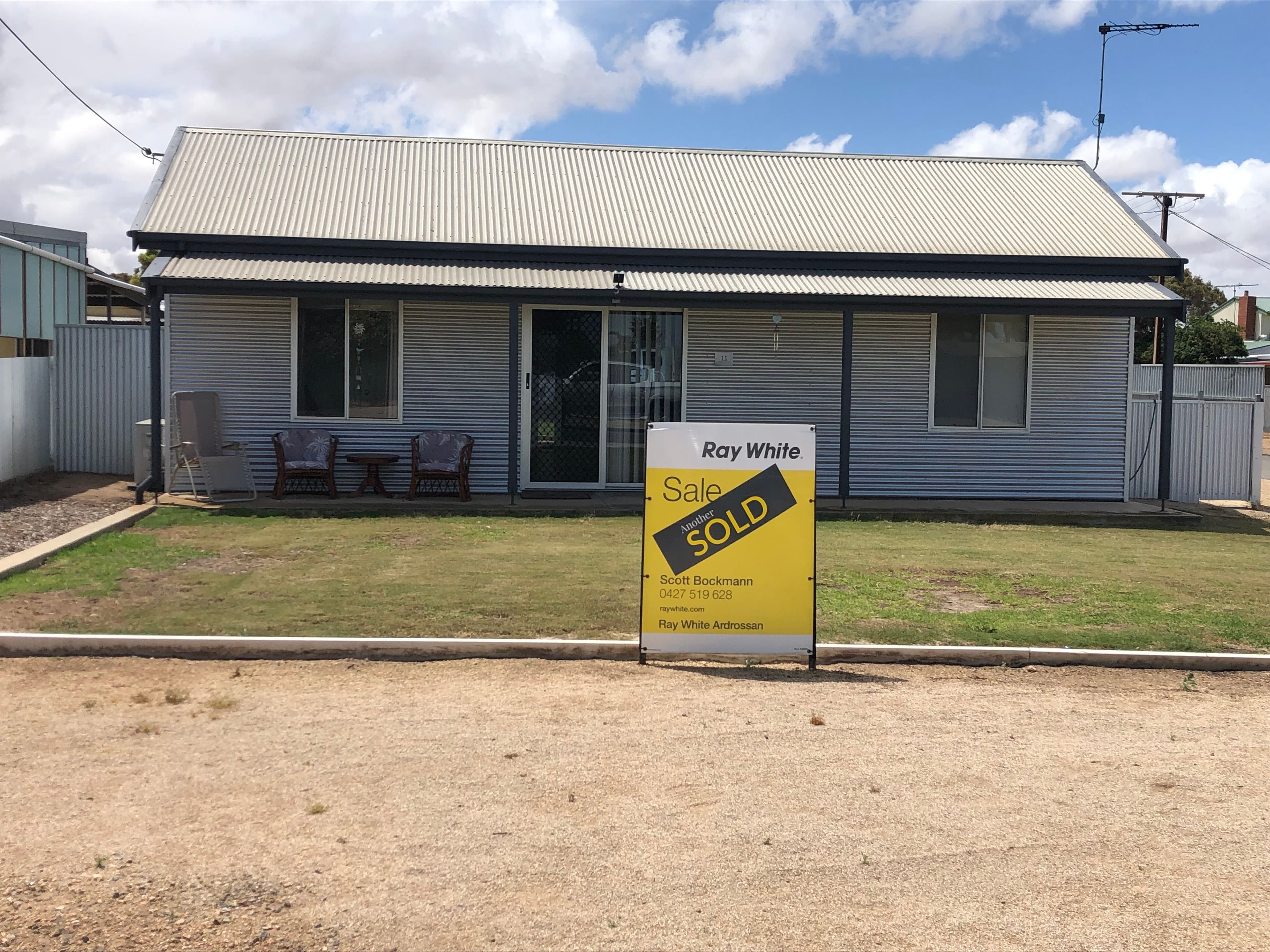2/1 Hartington Street, Glenroy VIC 3046, Glenroy - Image 1