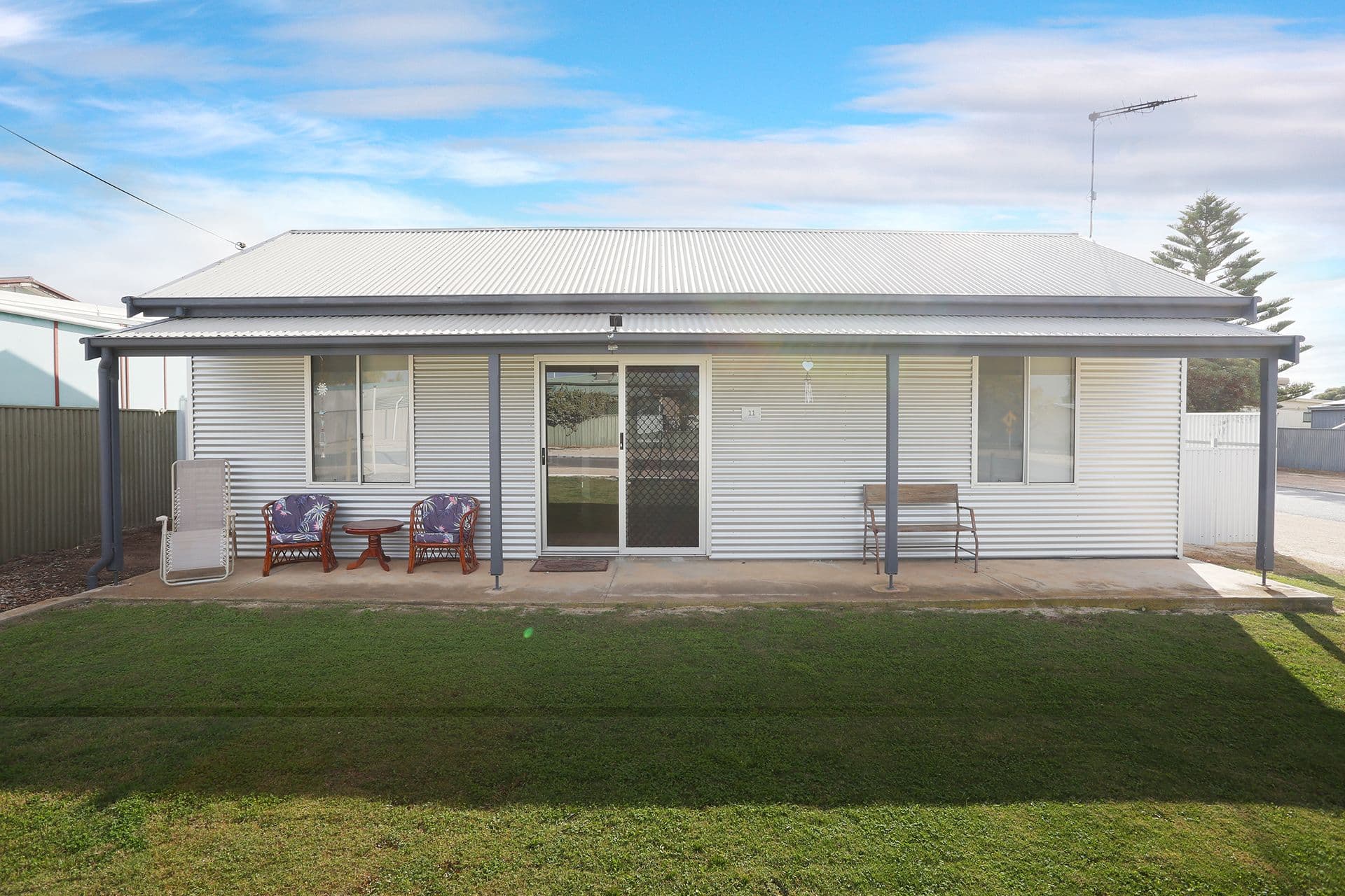 2/1 Hartington Street, Glenroy VIC 3046, Glenroy - Thumbnail 2