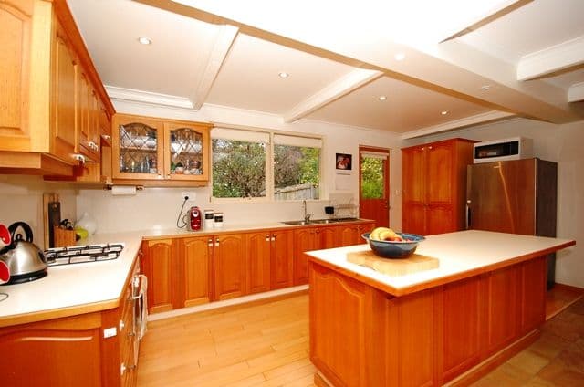 4 Johns Crescent, MOUNT EVELYN VIC 3796, Mount Evelyn - Thumbnail 4