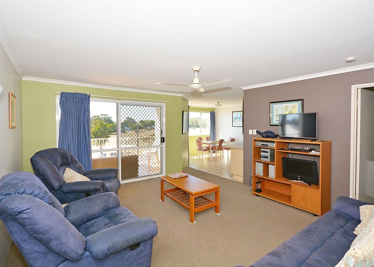 13-15 Pulgul Street, Urangan QLD 4655, Urangan - Thumbnail 4