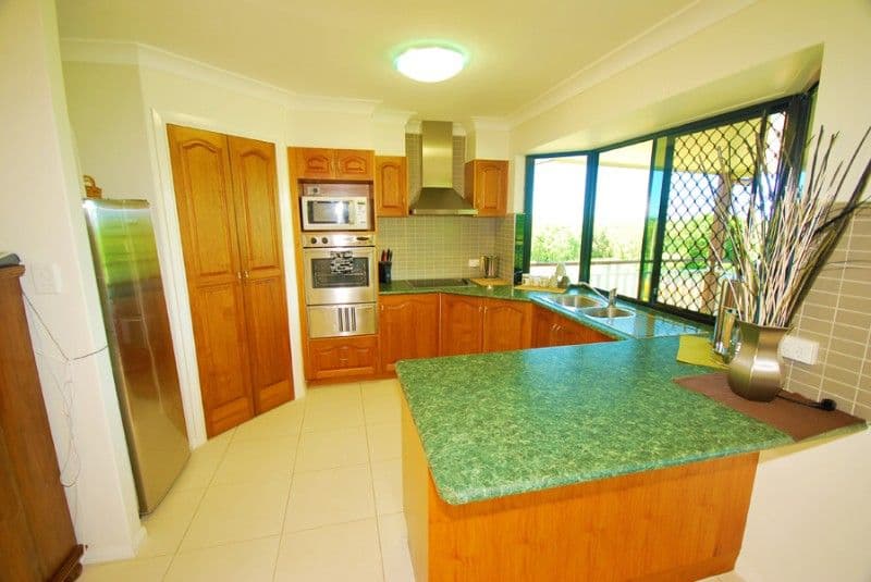 6 Coxwold Place, YEPPOON QLD 4703, Yeppoon - Thumbnail 3