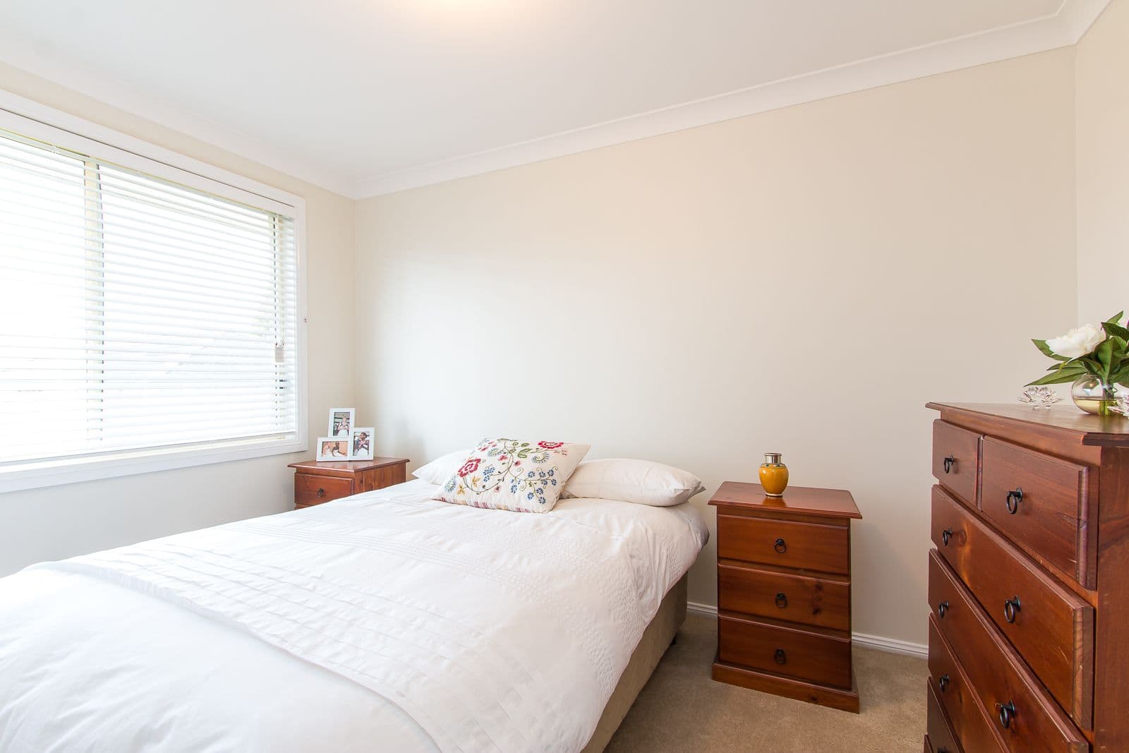 14 Bracken Close, Cameron Park - Thumbnail 6