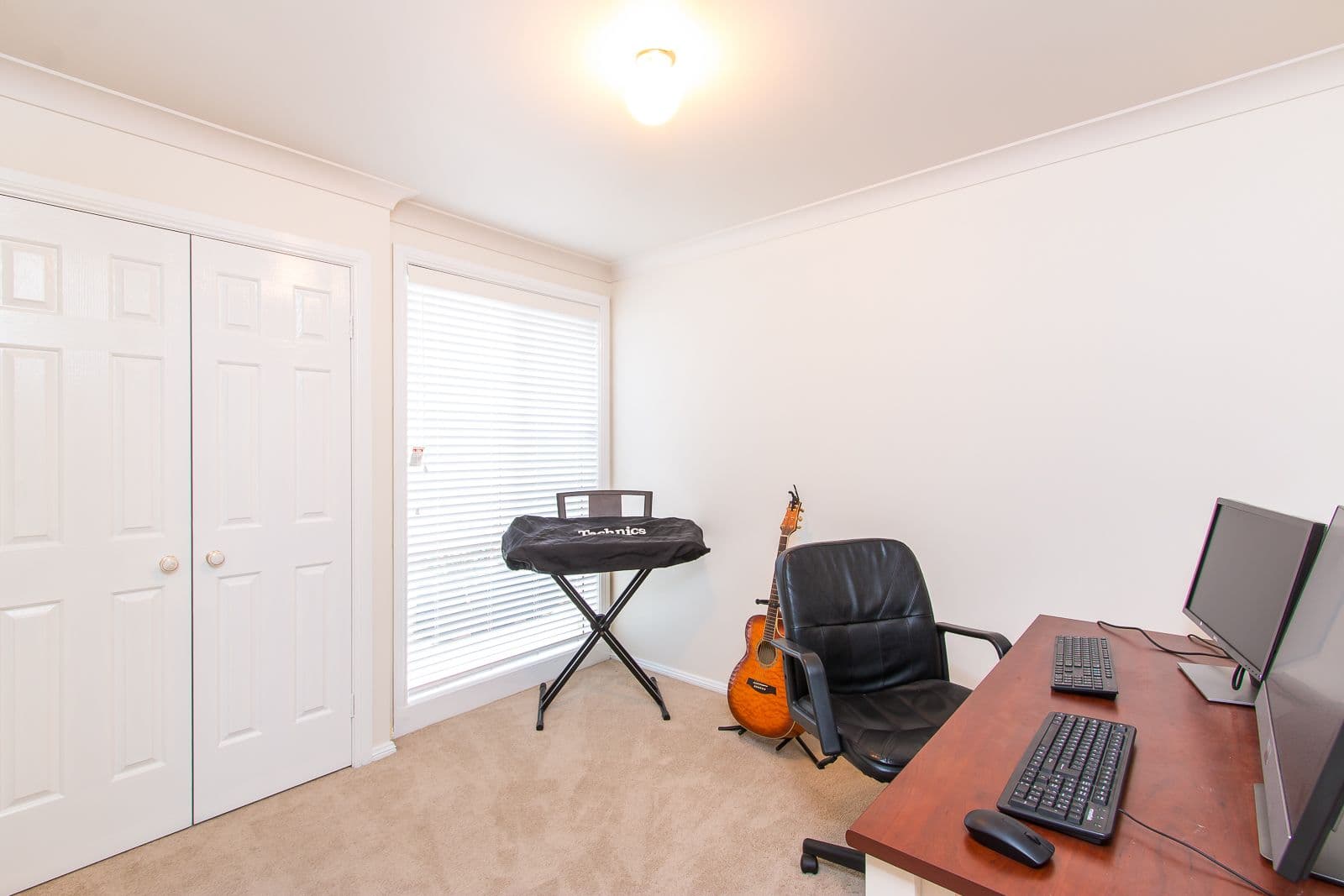 14 Bracken Close, Cameron Park - Thumbnail 8
