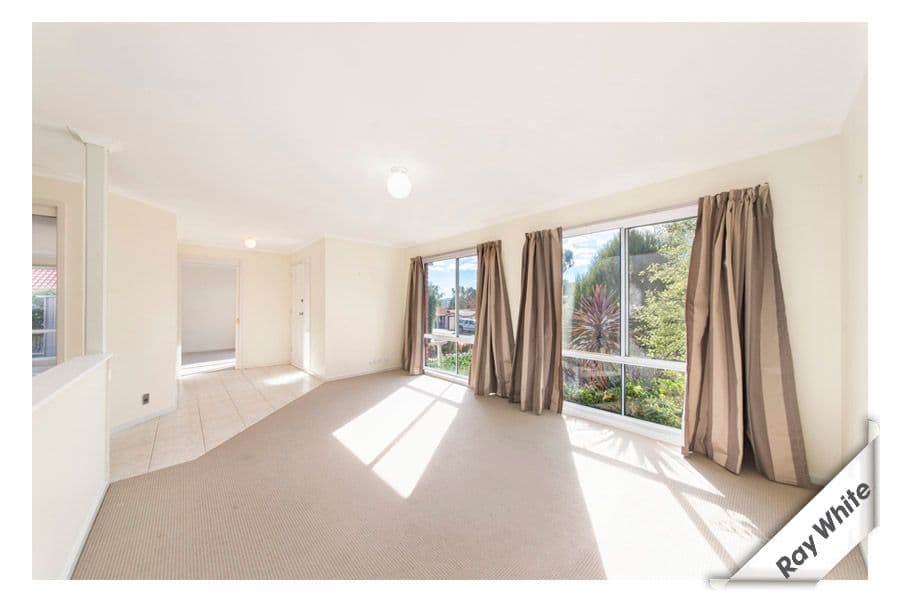 14 Mina Wylie Crescent, GORDON ACT 2906, Gordon - Thumbnail 2