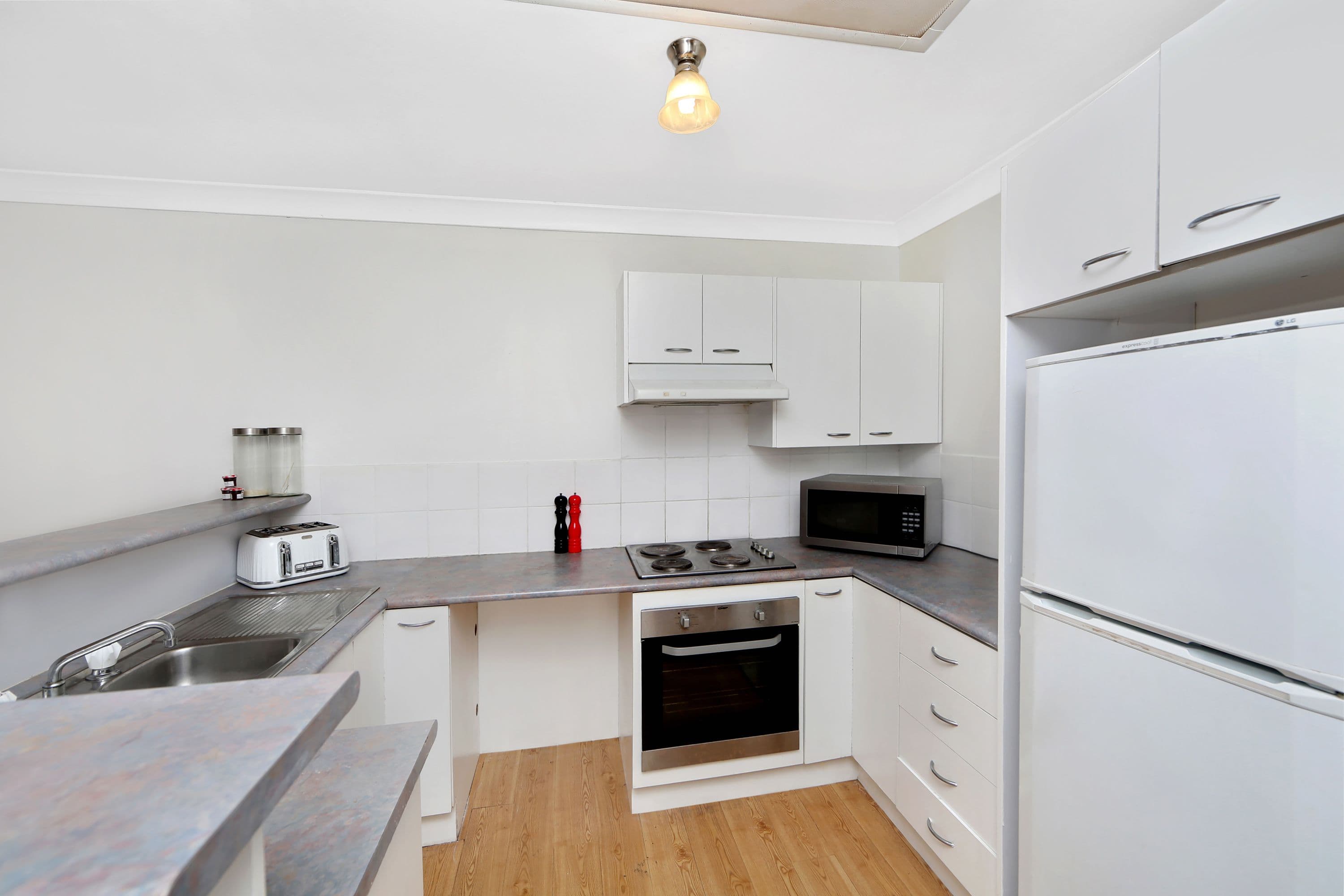 240 Cresthaven Avenue, Bateau Bay - Thumbnail 3