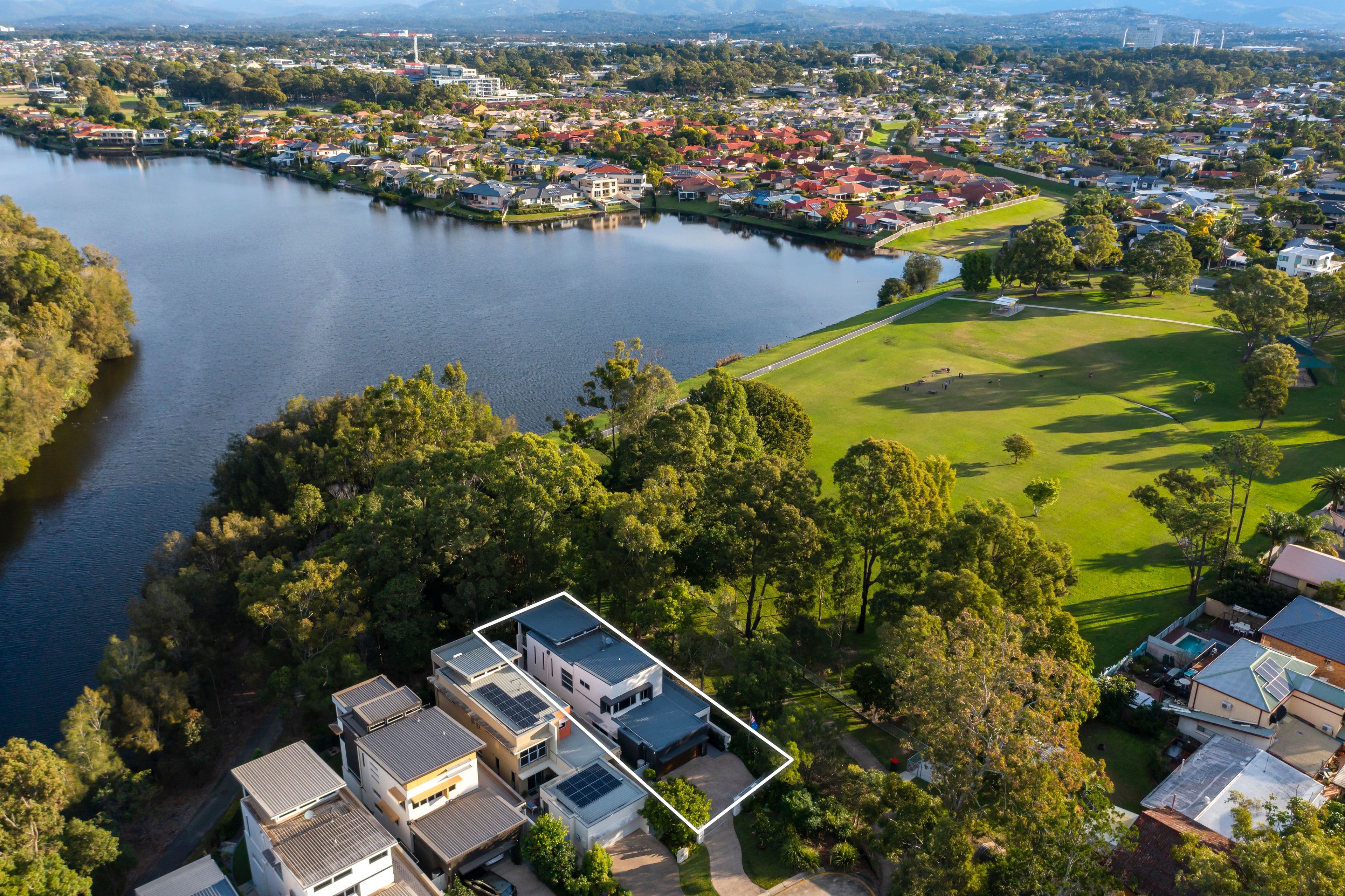 3 Tashey Court, Bundall QLD 4217, Bundall - Thumbnail 2