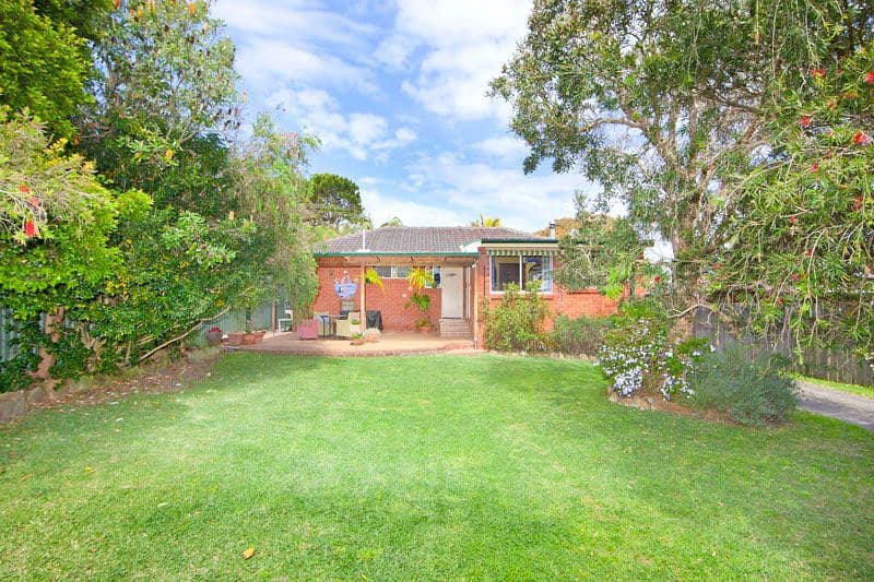 11 Alistair Avenue, FORRESTERS BEACH NSW 2260, Forresters Beach - Thumbnail 5