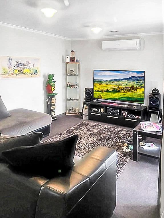 19 Ayesha Rise, Pakenham VIC 3810, Pakenham - Thumbnail 3
