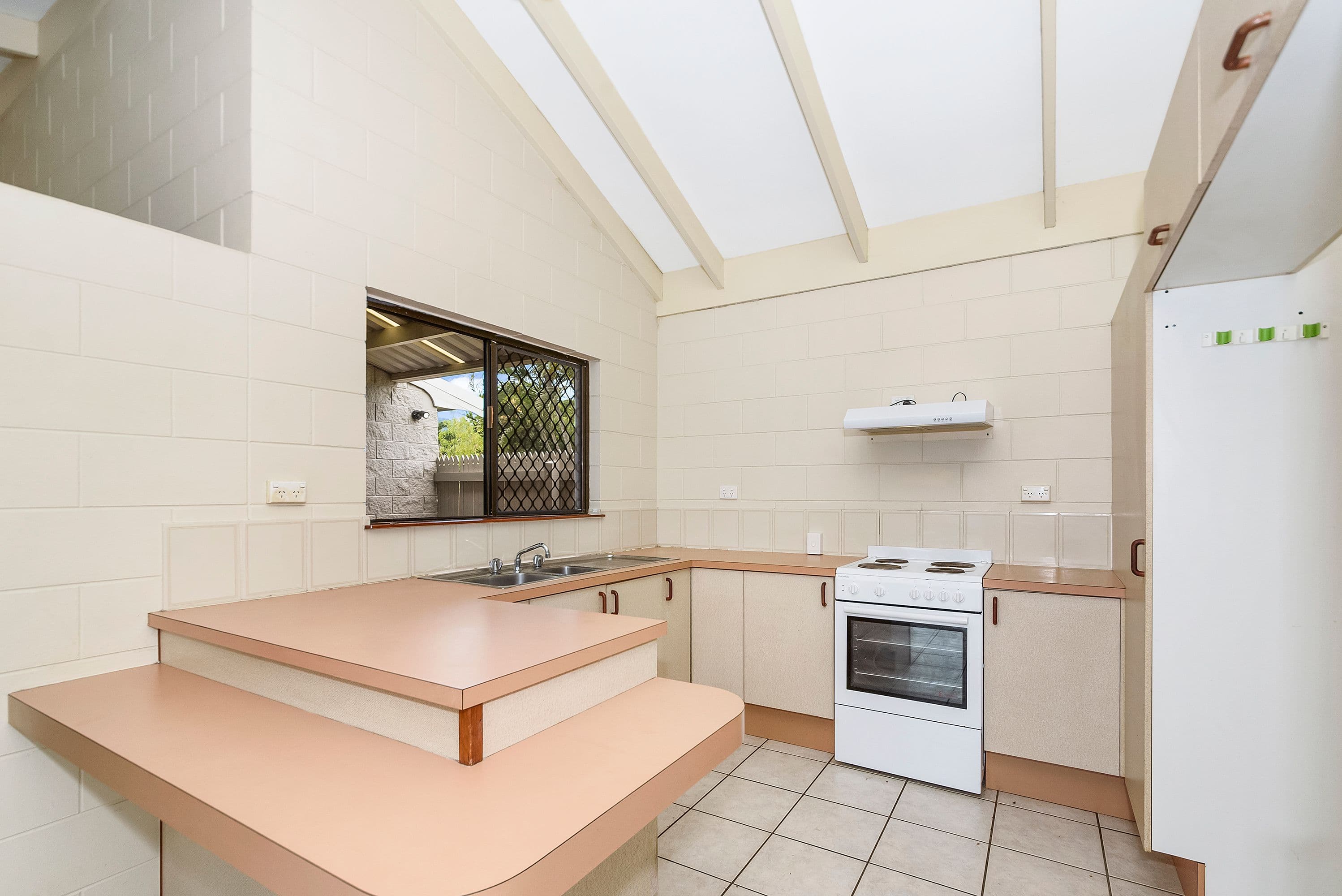 6 Richardson Street, Douglas QLD 4814, Douglas - Thumbnail 4