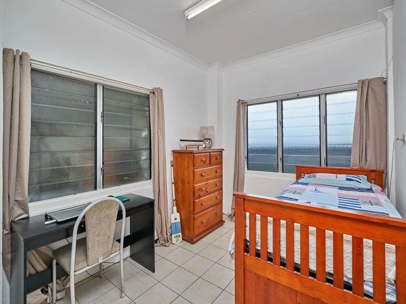 2 Kidston Street, Bungalow QLD 4870, Bungalow - Thumbnail 4
