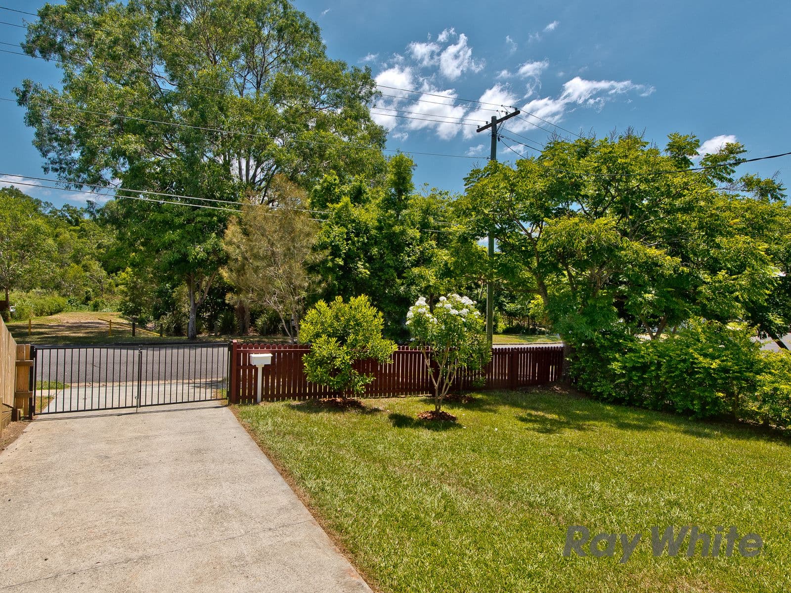 95 Bellevue Avenue, Gaythorne QLD 4051, Gaythorne - Thumbnail 2