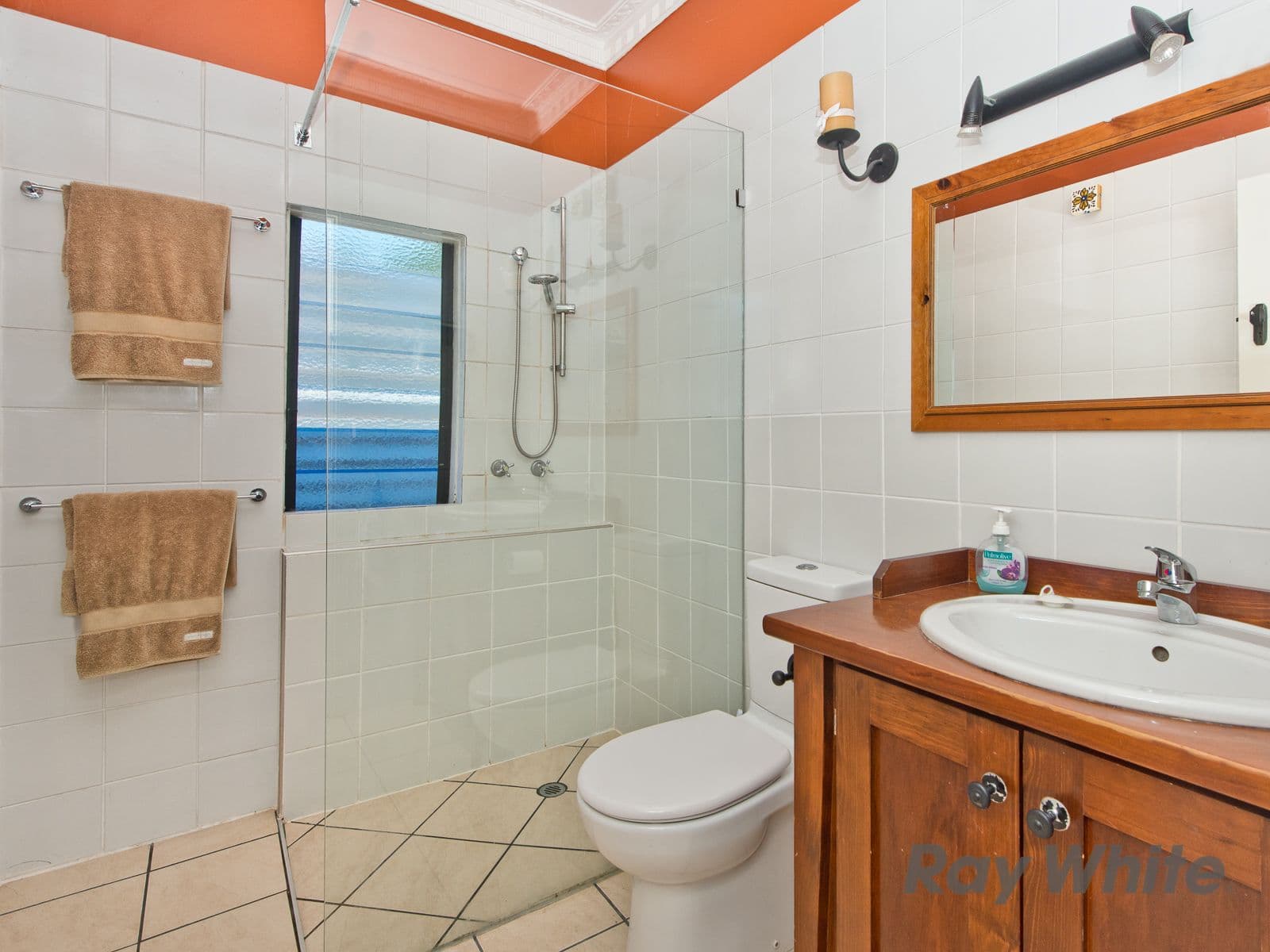 95 Bellevue Avenue, Gaythorne QLD 4051, Gaythorne - Thumbnail 8