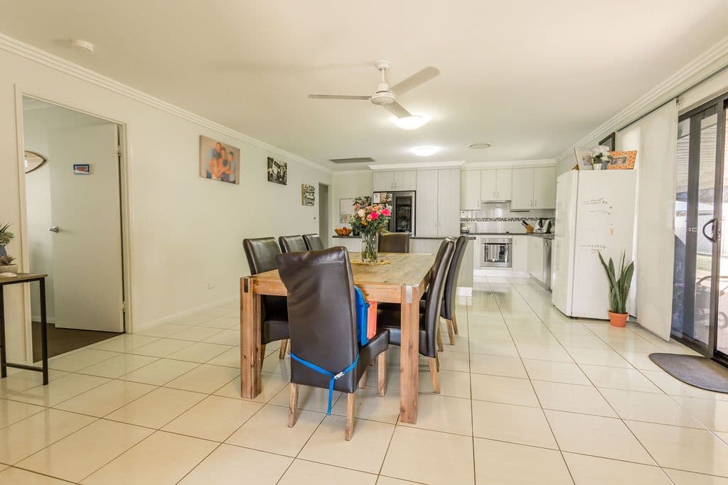 21 Brokenwood Street, Emerald QLD 4720, Emerald - Thumbnail 7