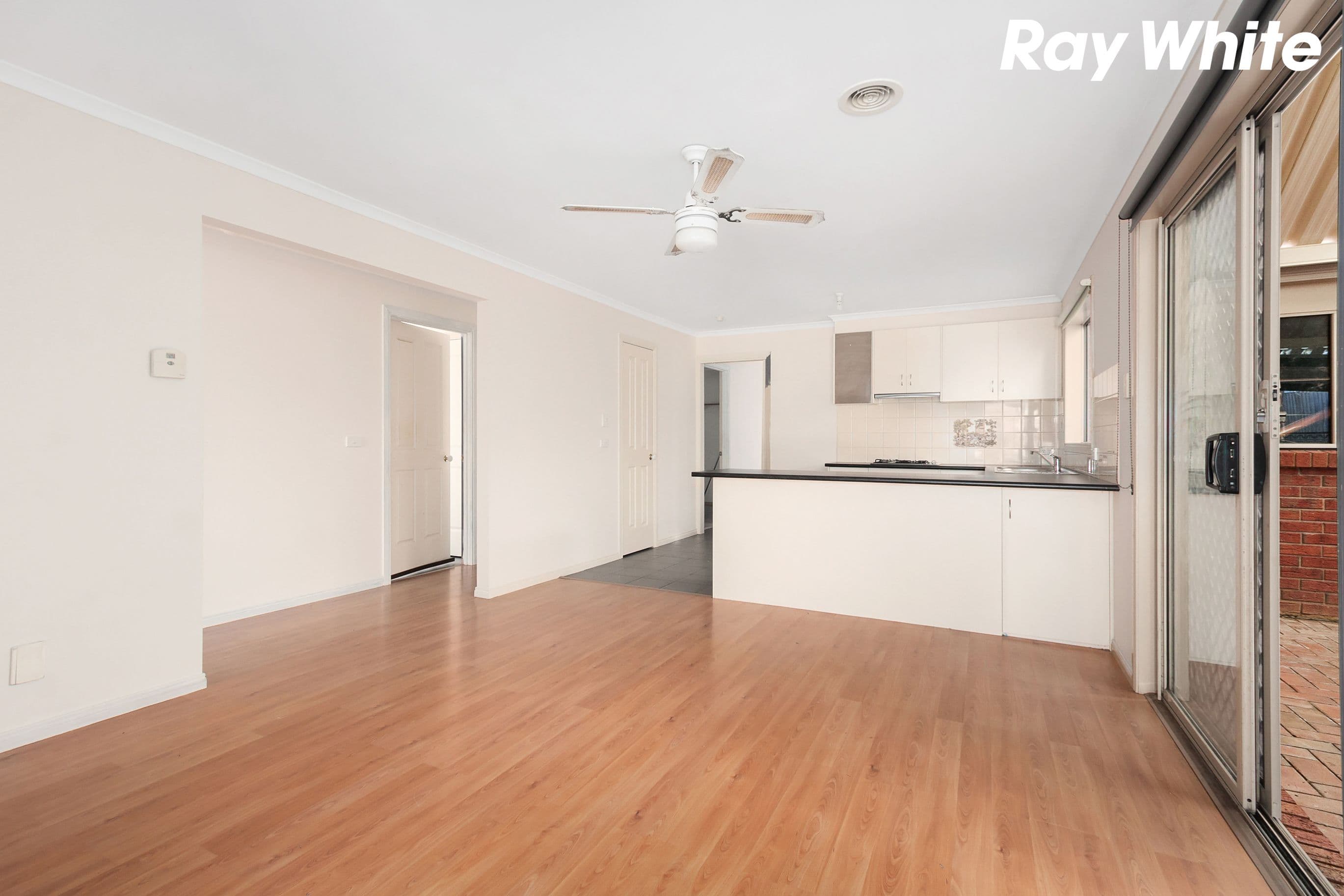 3 Cobram Court, Pakenham VIC 3810, Pakenham - Thumbnail 6