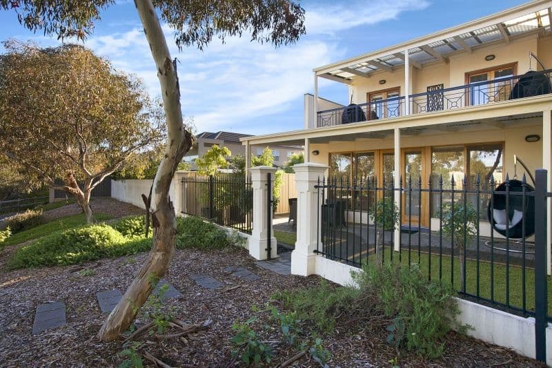 19 Simmons Crescent, FLINDERS PARK SA 5025, Flinders Park - Image 1