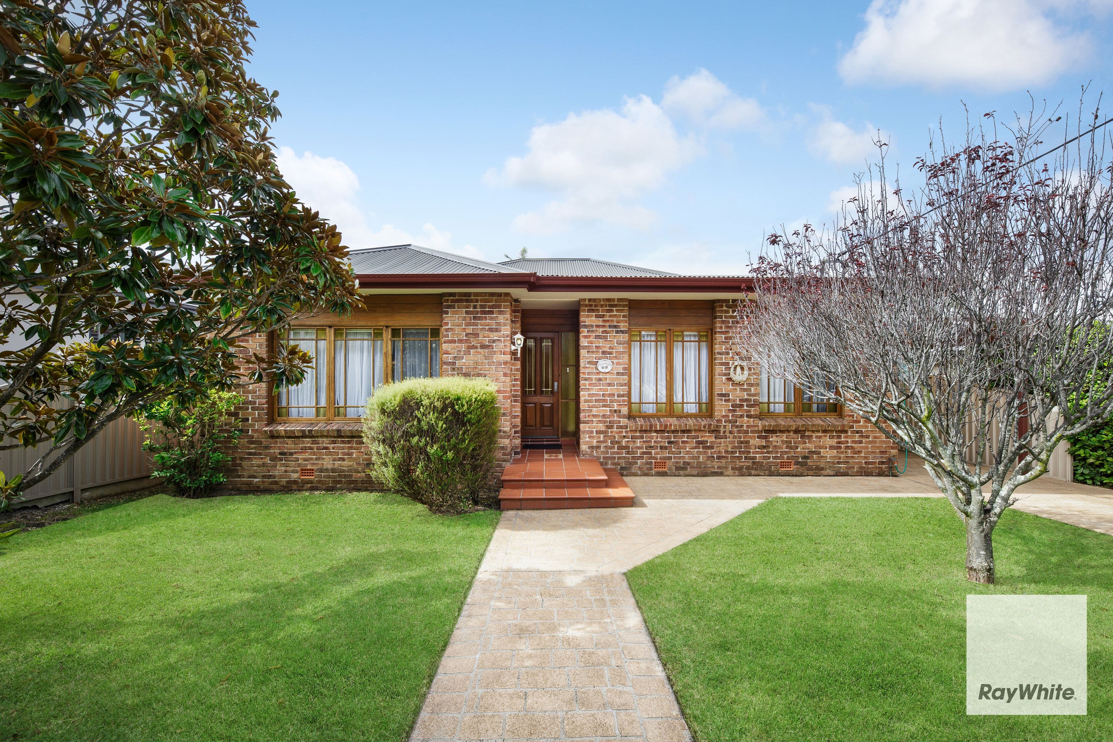 9 Booyong Avenue, Caringbah NSW 2229, Caringbah - Image 1
