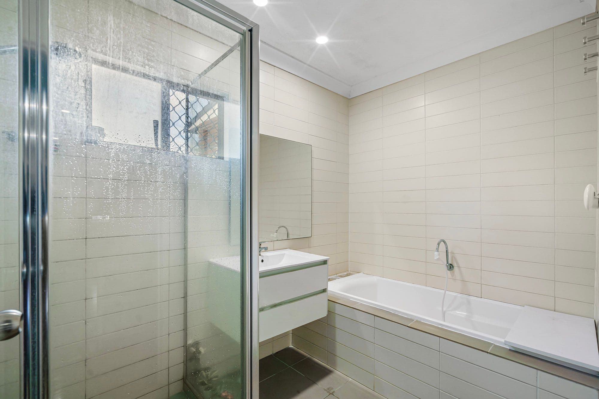 7 Ash Avenue, Woodridge QLD 4114, Woodridge - Thumbnail 7