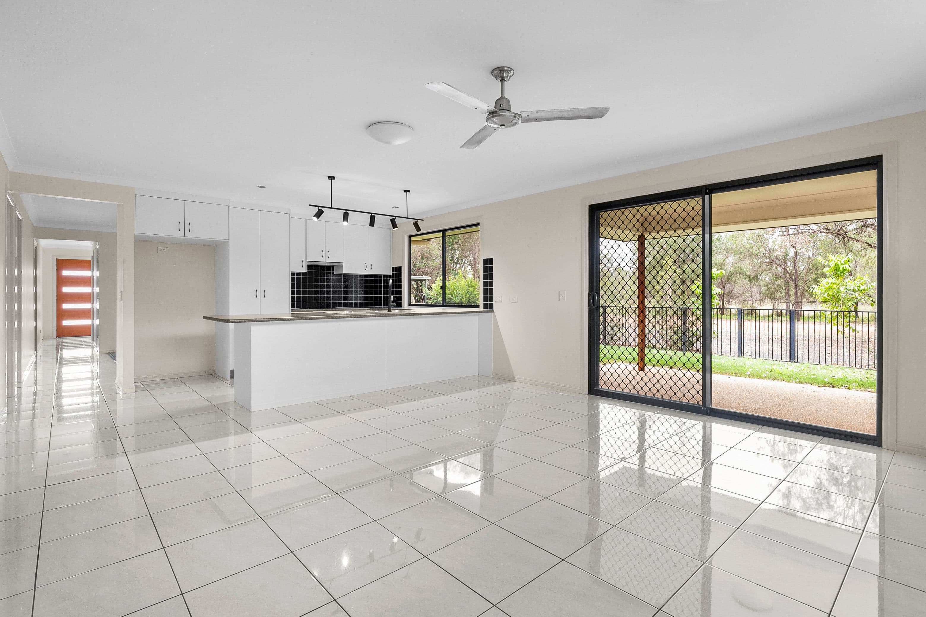 24A Cook Close, Emerald QLD 4720, Emerald - Thumbnail 8