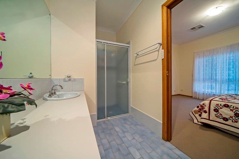 25 Phillips Avenue, Gawler East SA 5118, Gawler East - Thumbnail 5