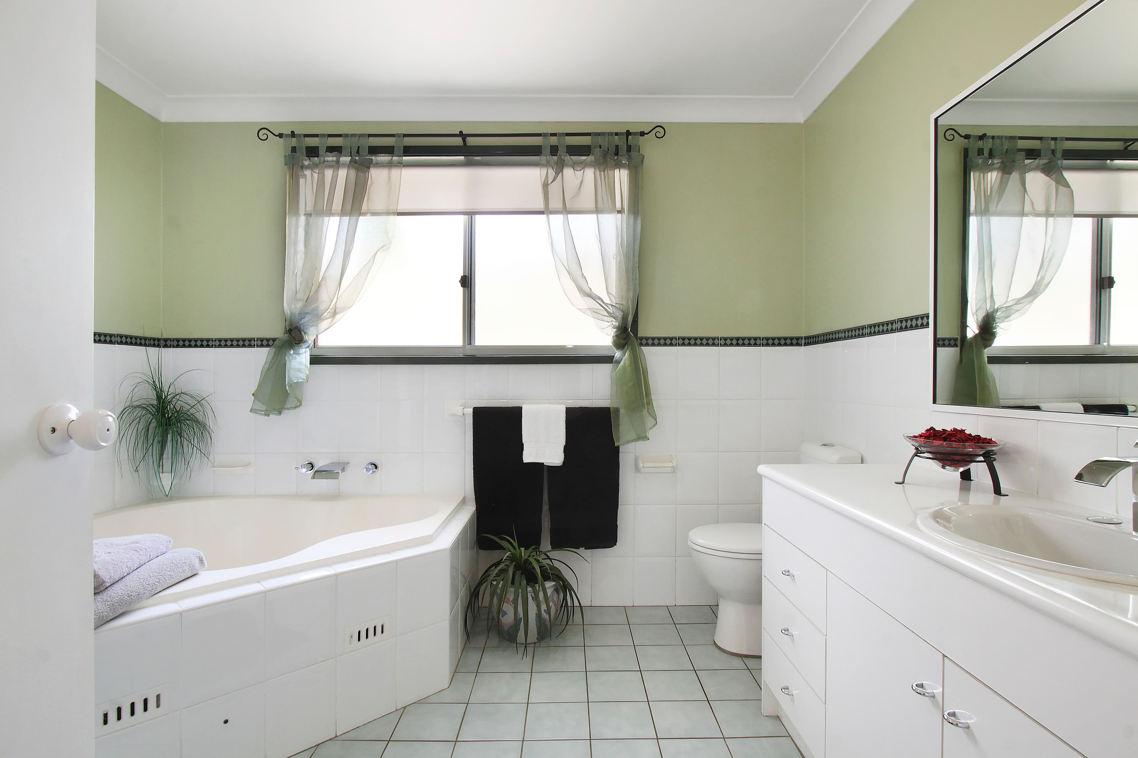 50 Helena Road, Cecil Hills NSW 2171, Cecil Hills - Thumbnail 5