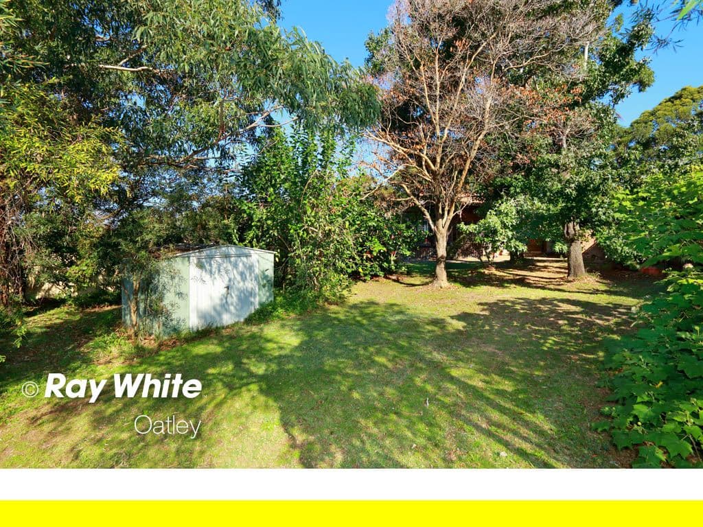 15 Wonoona Parade East, Oatley NSW 2223, Oatley - Thumbnail 3