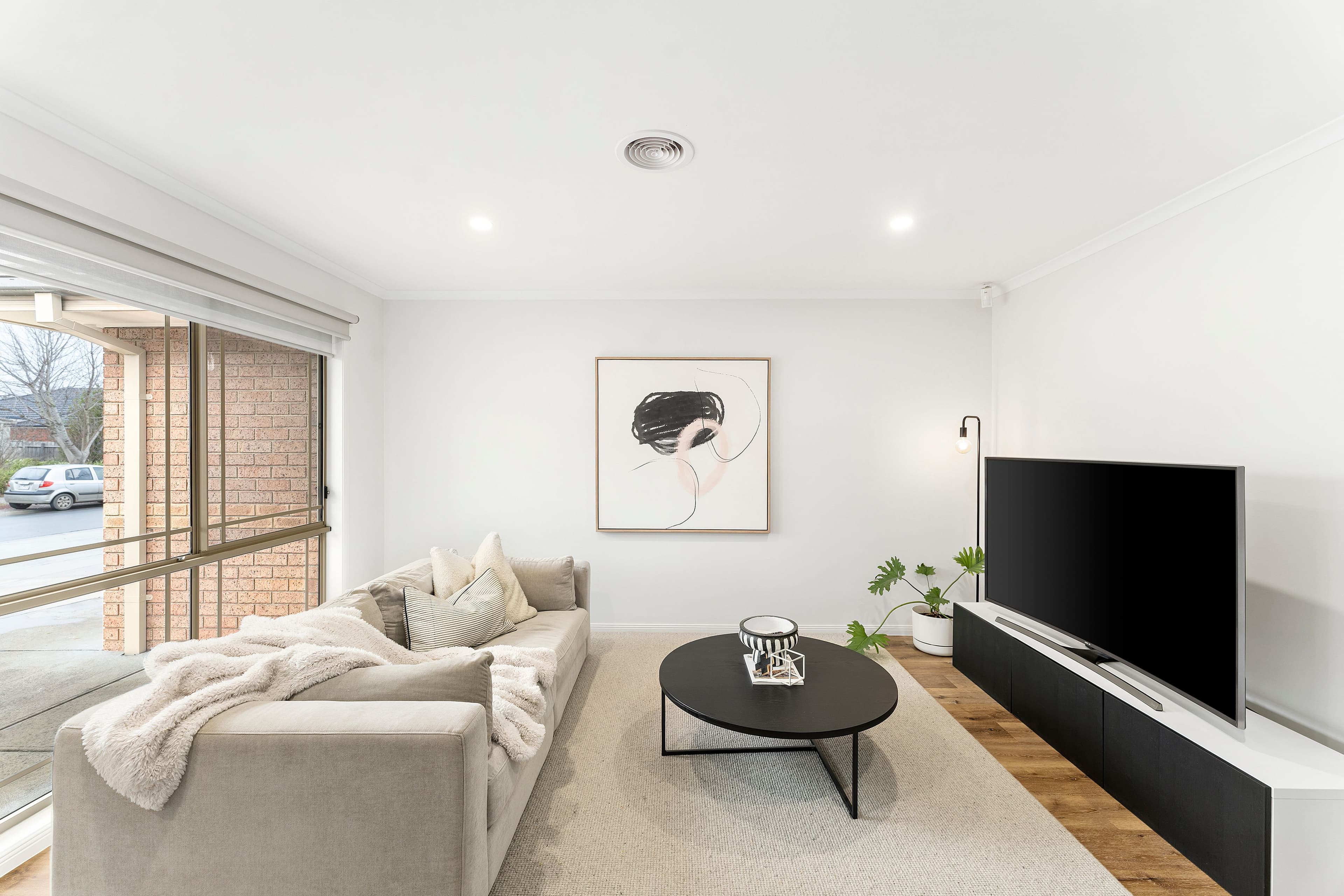 27 Cover Drive, Sunbury VIC 3429, Sunbury - Thumbnail 2