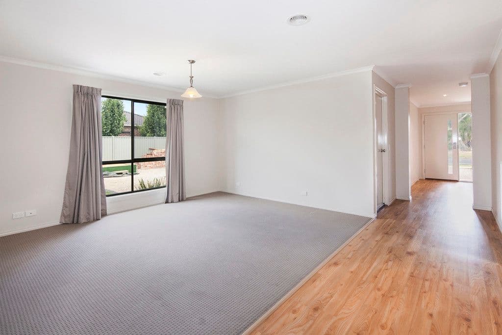 24 Greenhalghs Road, Delacombe VIC 3356, Delacombe - Thumbnail 2