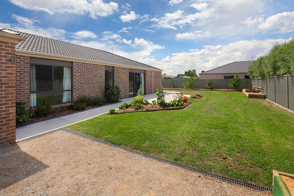 24 Greenhalghs Road, Delacombe VIC 3356, Delacombe - Thumbnail 5