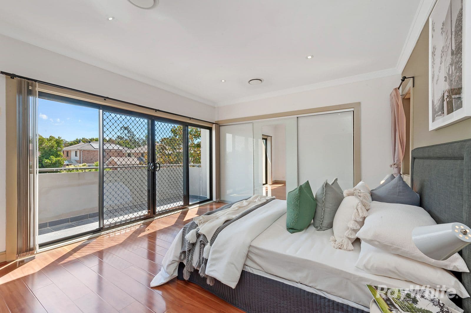 8 Malton Street, Stanhope Gardens - Thumbnail 6